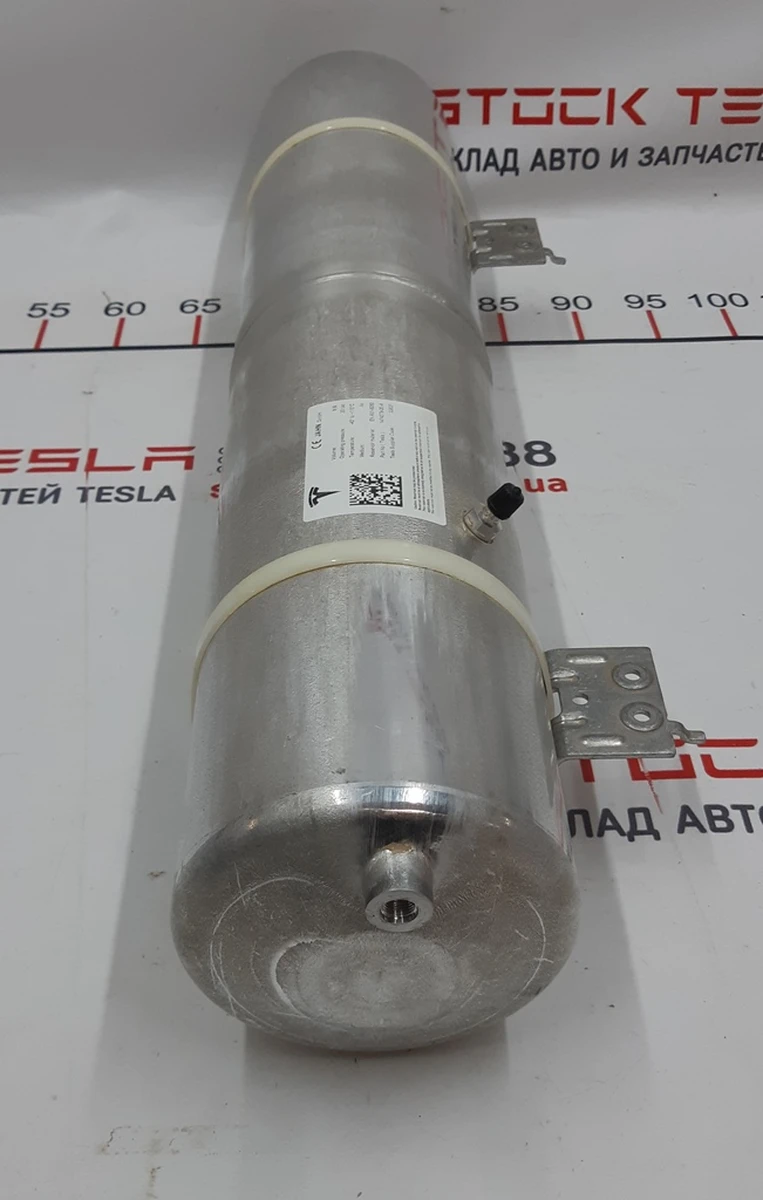 1 Балон пневмопідвіски (ресивер) у зборі Tesla model X 1474379-00-A