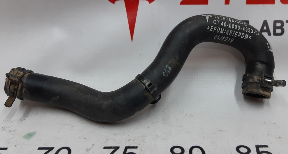 15 Coolant hose battery-pump1-pump2 Tesla model X, S REST 1476768-00-C