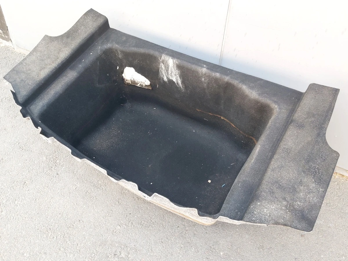 2 Килимове покриття багажника задня частина (корито) текстиль Tesla model 3 1479703-00-A