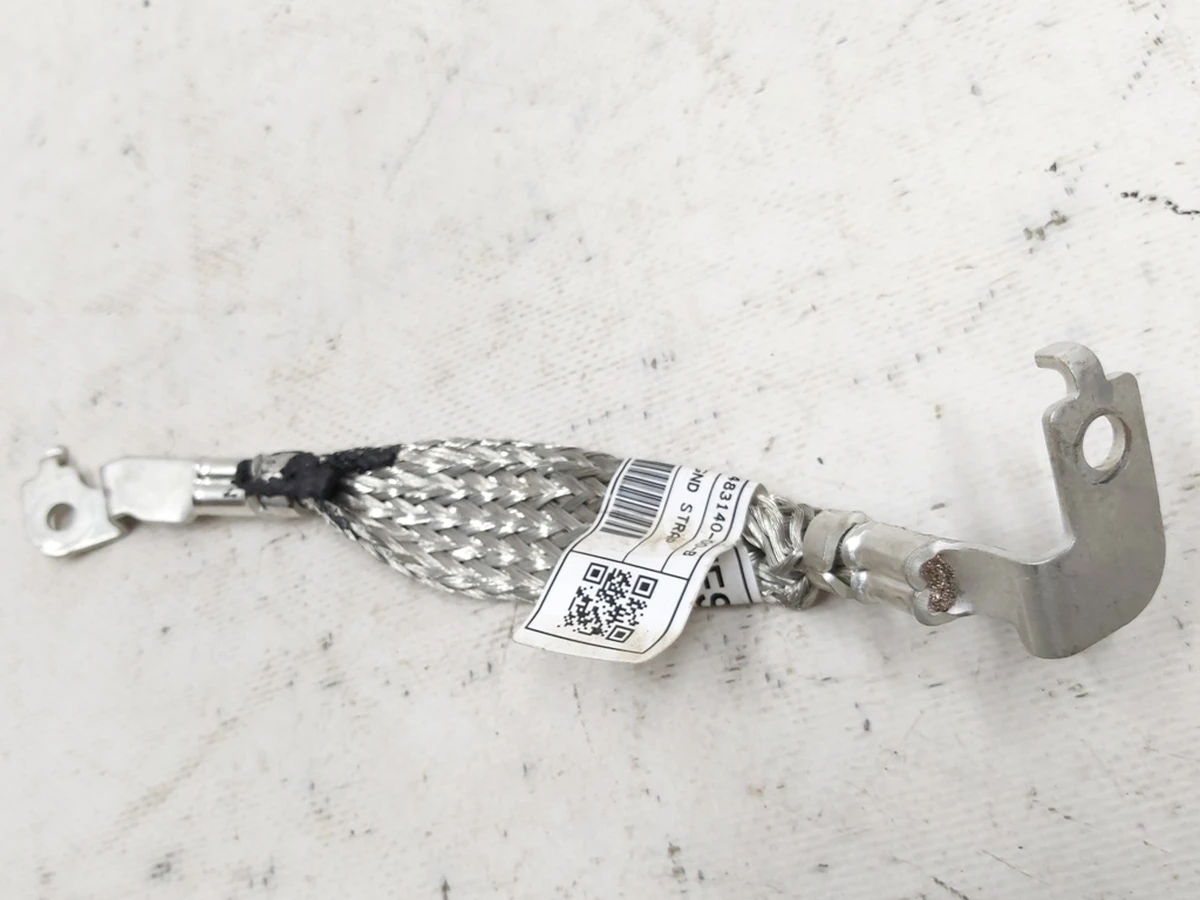 1 Коса заземлення комп'ютера автомобіля REV01 Tesla model 3 1566786-S0-C