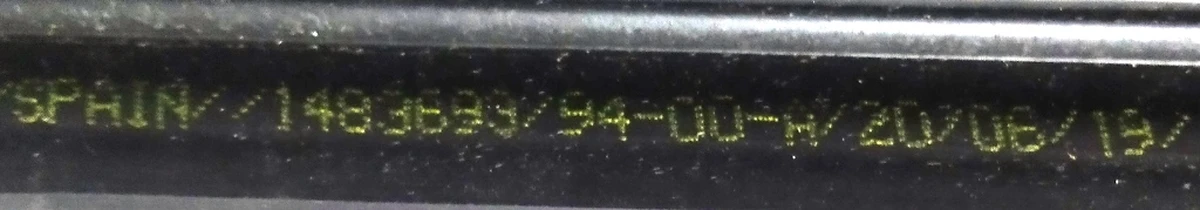 15 Ущільнювач скла внутрішній двері задньої лівої Tesla model X 1483693-00-A