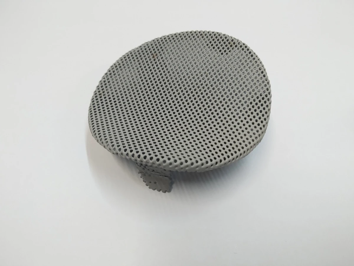 Декоративная накладка динамика обшивки потолка правая Tesla Model 3, Model 3 Jan 2024, Model Y, Model Y Feb 2025 1486488-00 1101060-00