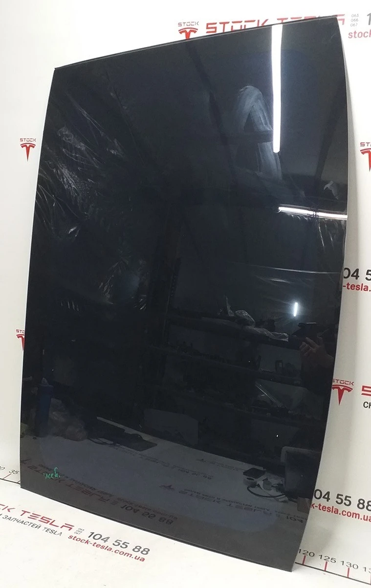 1 Скло панорами середнє Tesla model 3 1487150-00-B