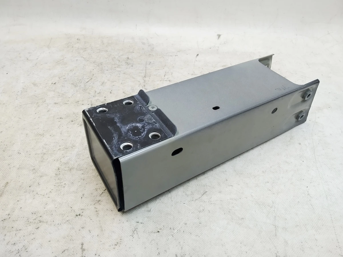 5 Лонжерон передня частина правий Tesla model Y 1487462-00-C