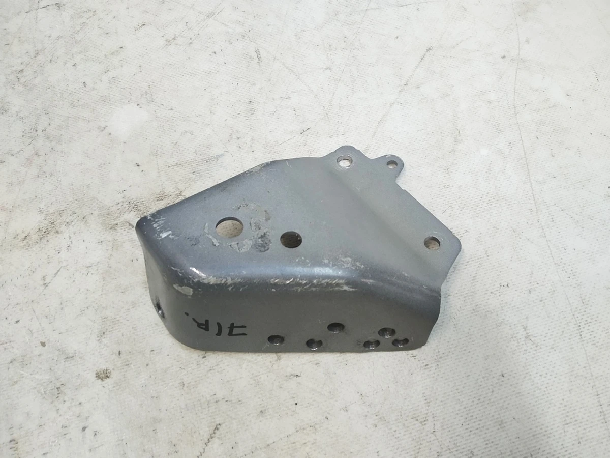 32 CAP - SUB-FRAME ATTACHMENT RH Tesla model Y 1487574-S0-A