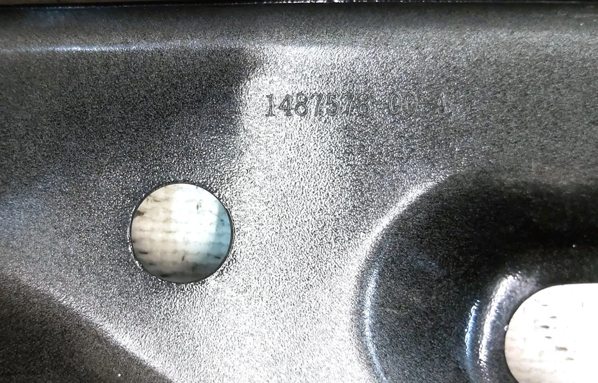 34 ASY - LWR FENDER BRKT RH Tesla model Y 1487696-S0-A