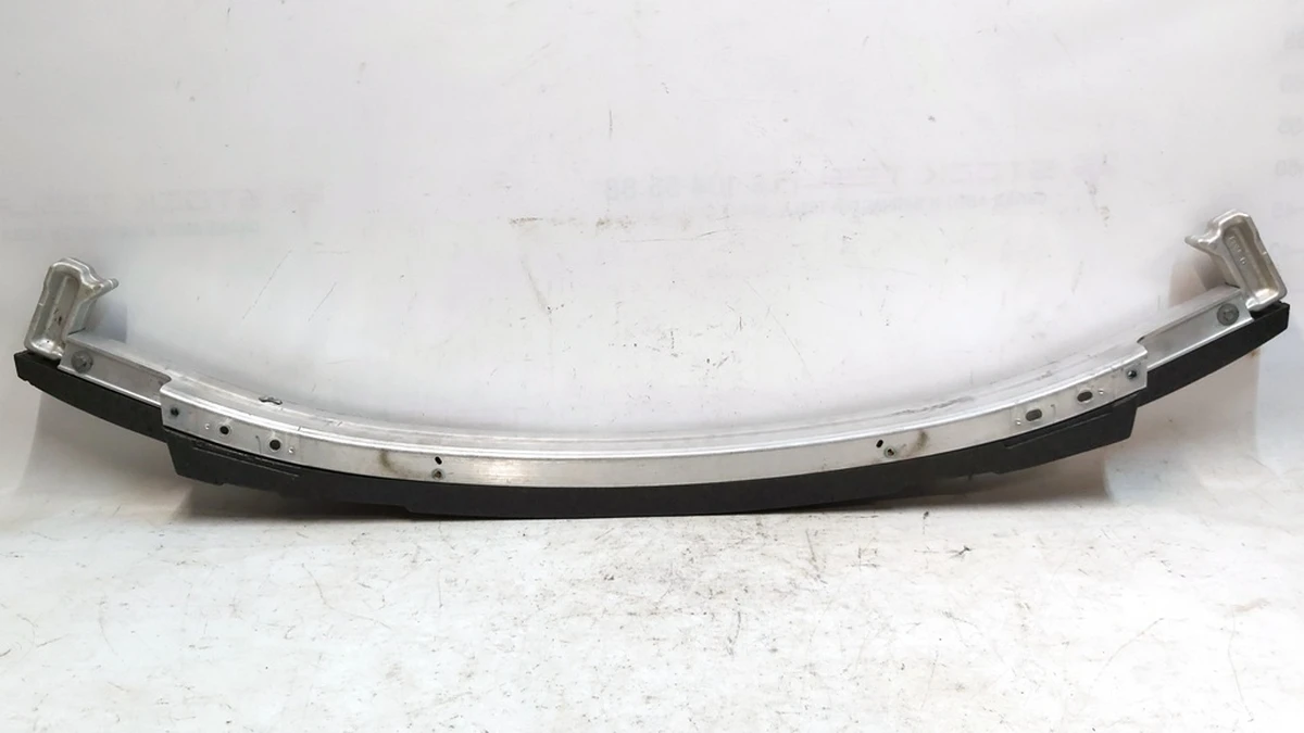 1 Усилитель бампера переднего с демпфером Tesla model Y 1487601-00-E