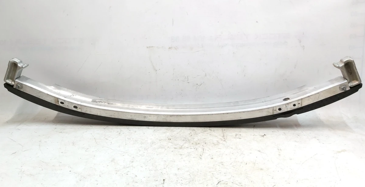 1 Усилитель бампера переднего с демпфером Tesla model Y 1487601-00-E