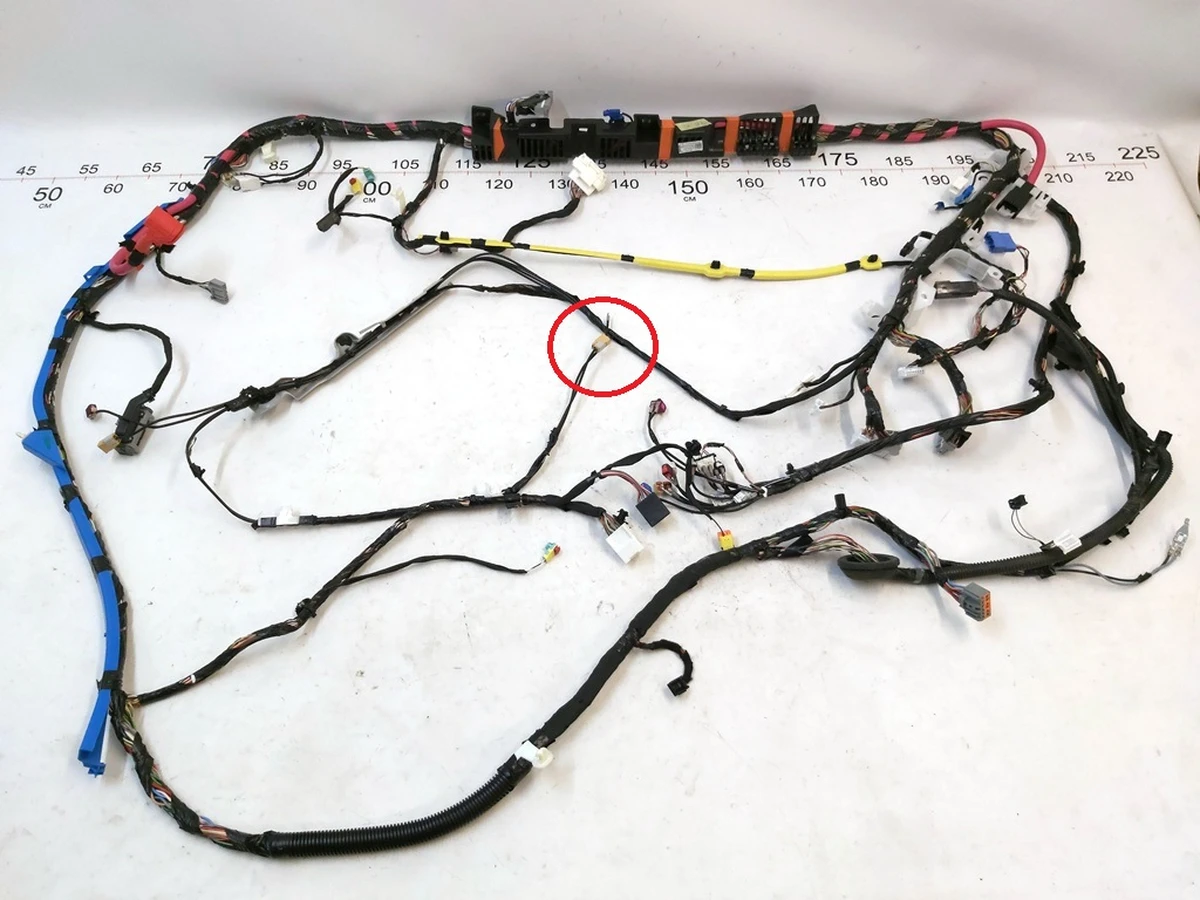 3 Електропроводка салону права Premium Tesla Model Y 1489042-00-F