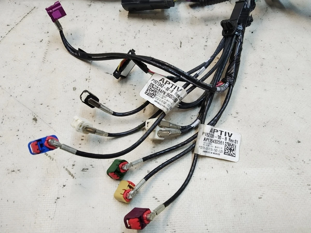3 Электропроводка салона правая Premium Tesla Model Y 1489042-00-F