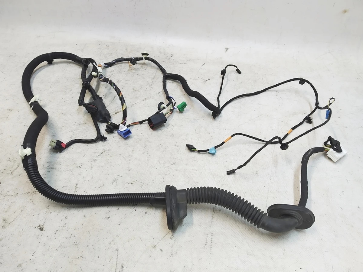 1 Електропроводка дверей передніх лівих Premium Tesla Model Y 1489044-00-E