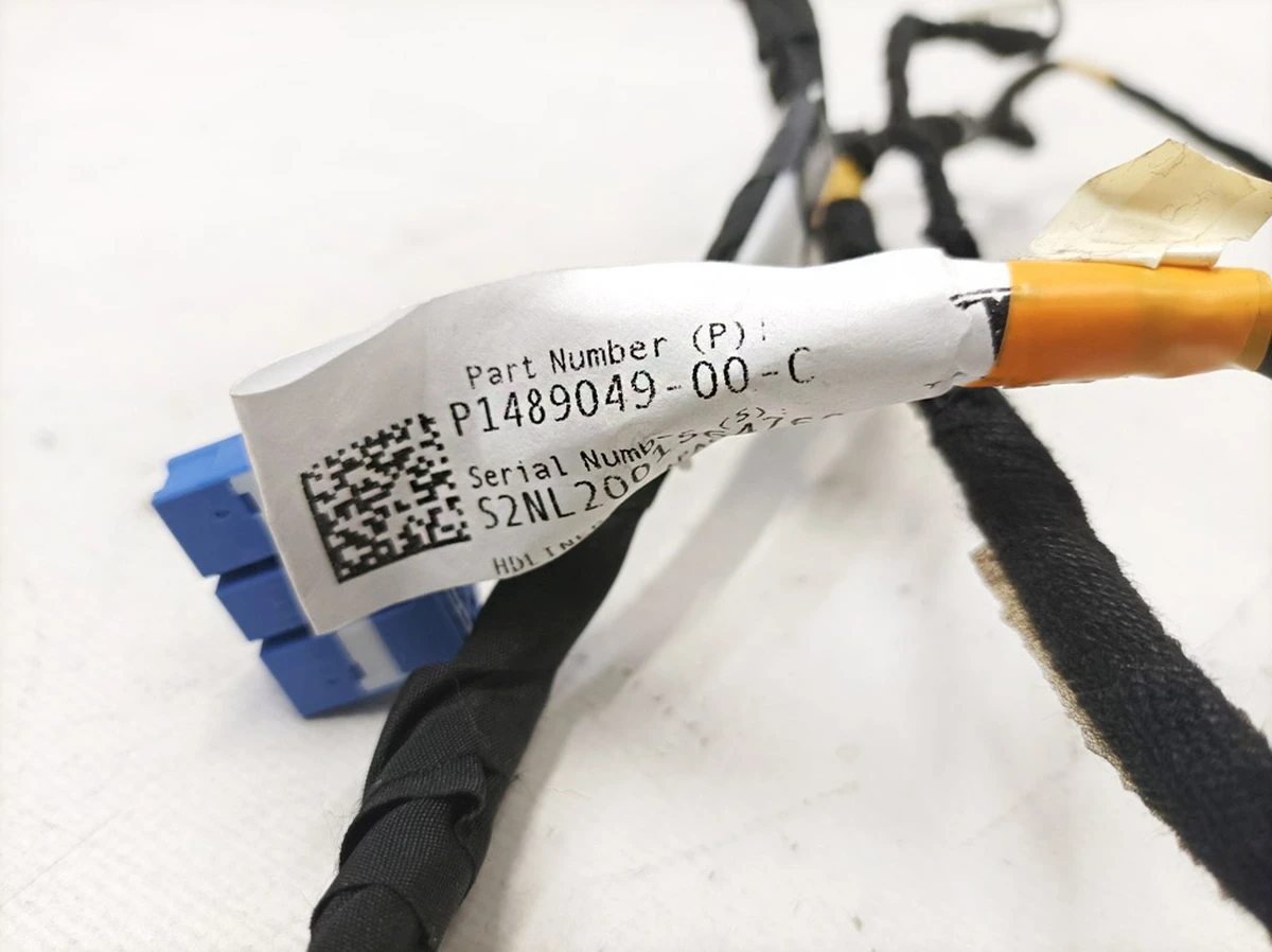 1 Электропроводка потолка Tesla model Y 1489049-00-B