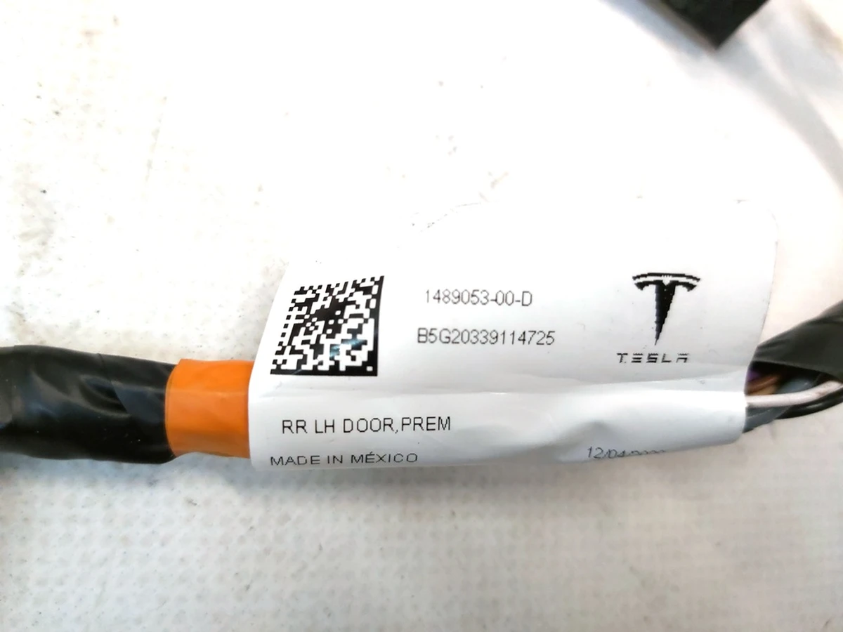 3 Електропроводка дверей задніх лівих з пошкодженням Tesla Model Y 1489053-00-E