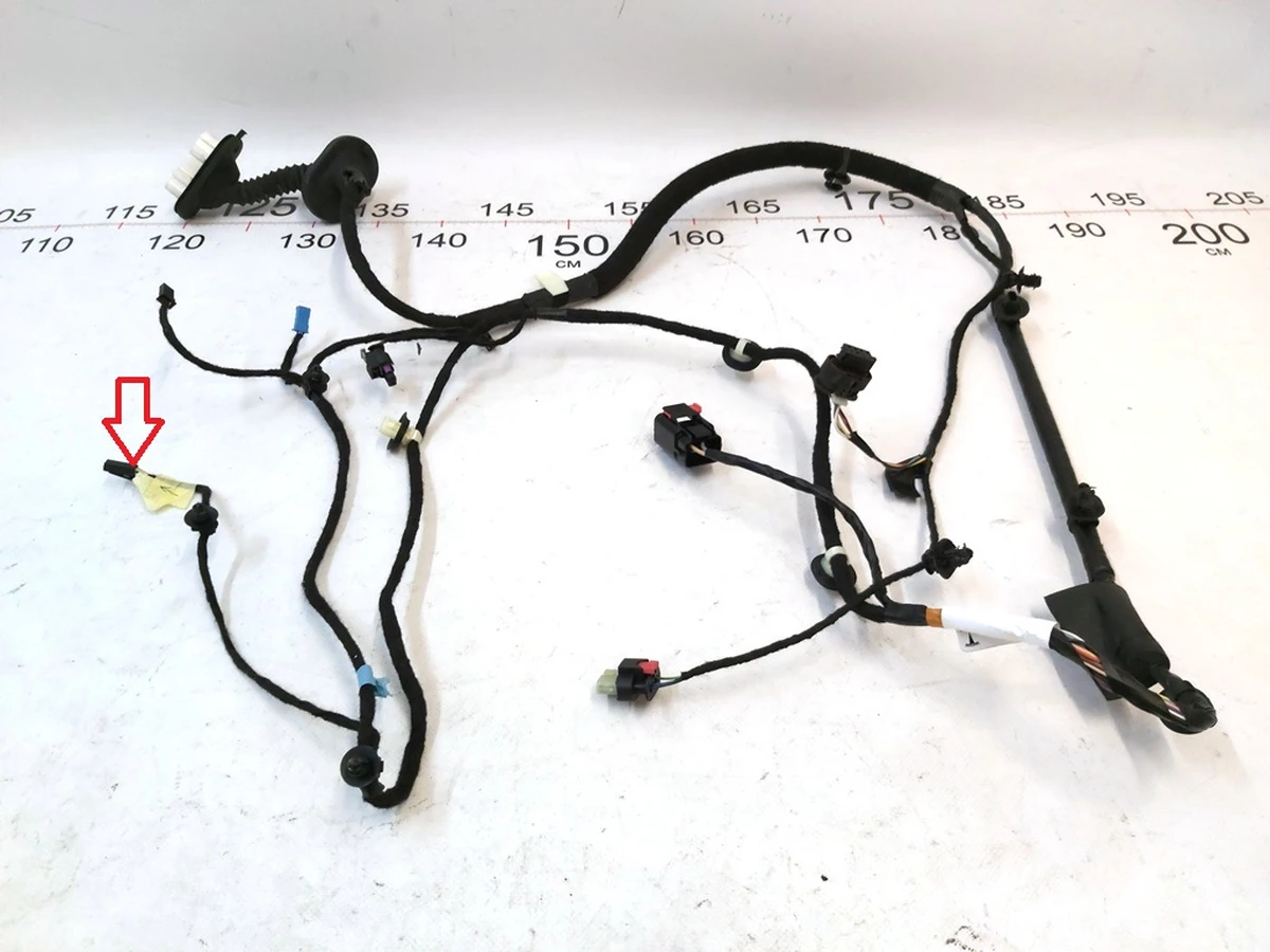 3 Електропроводка дверей задніх лівих з пошкодженням Tesla Model Y 1489053-00-E