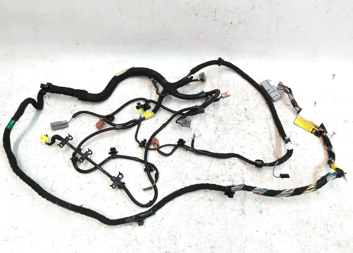 2 Электропроводка сиденья пассажирского Tesla model Y 1489060-02-D