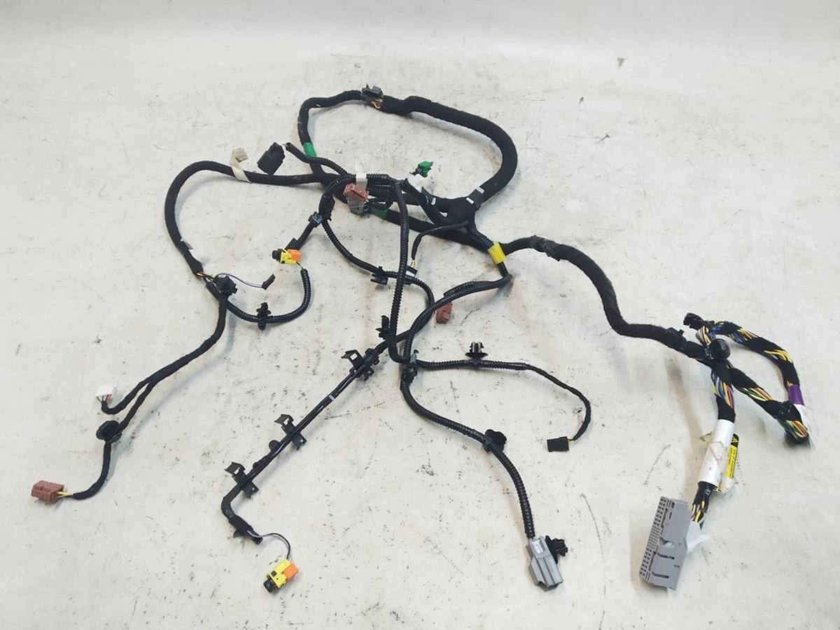 2 ASY,HRN,1RSEAT,RH,PREM,TOS,OCS,STPS,Tesla model 3, model Y 1489060-93-F