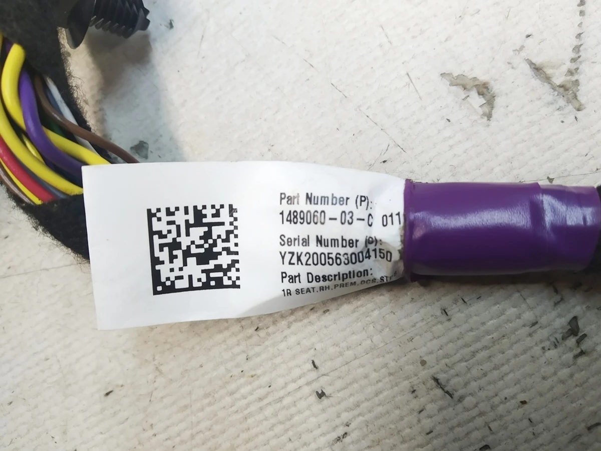 2 Электропроводка сиденья пассажирского Tesla model 3, model Y 1489060-93-F