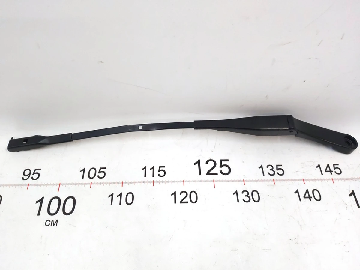 7 Важіль склоочисника лівий Tesla Model Y 1490245-00-C