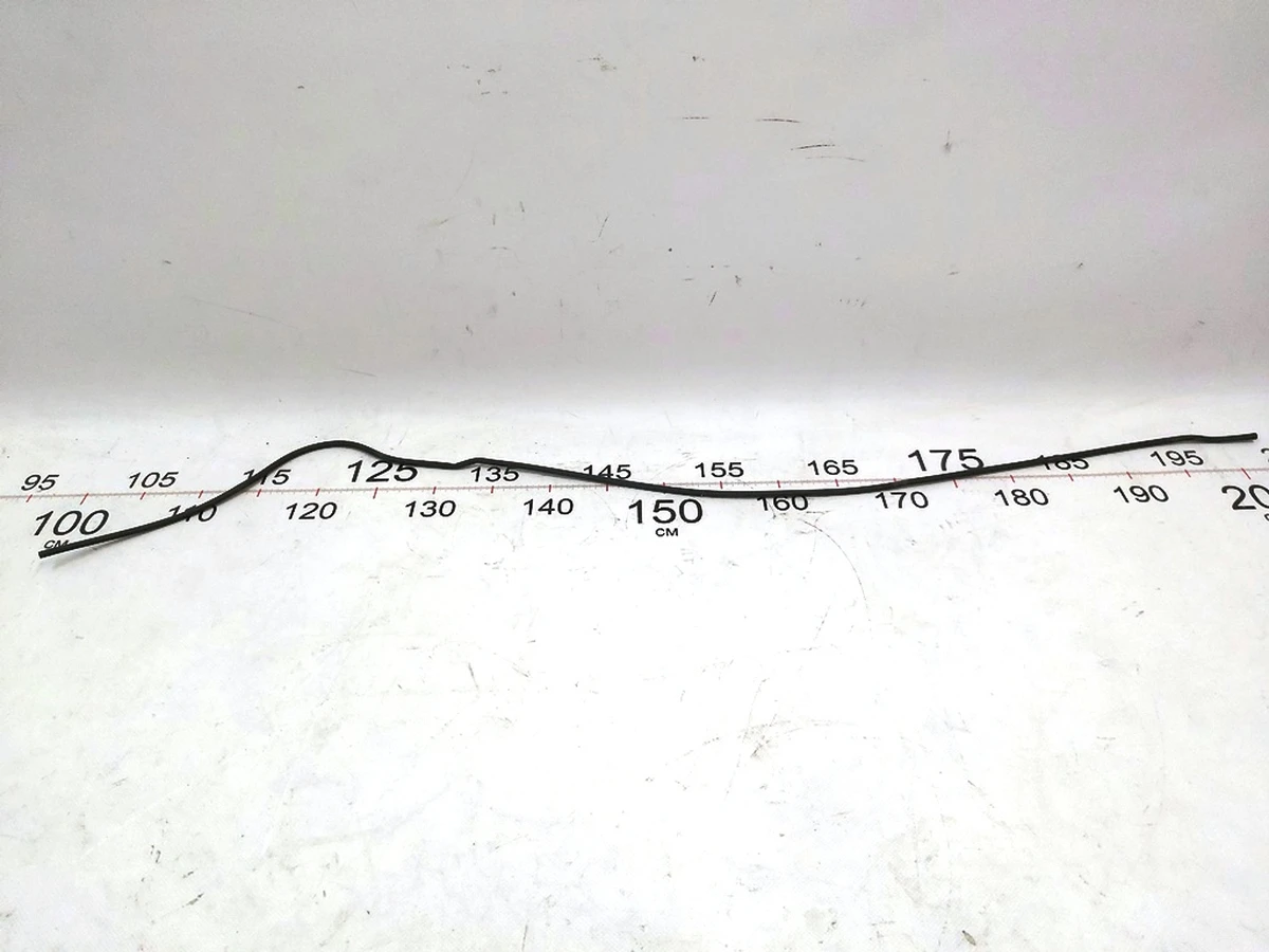 Магістраль омивача лобового скла лівого Tesla Model Y 1490246-00-C