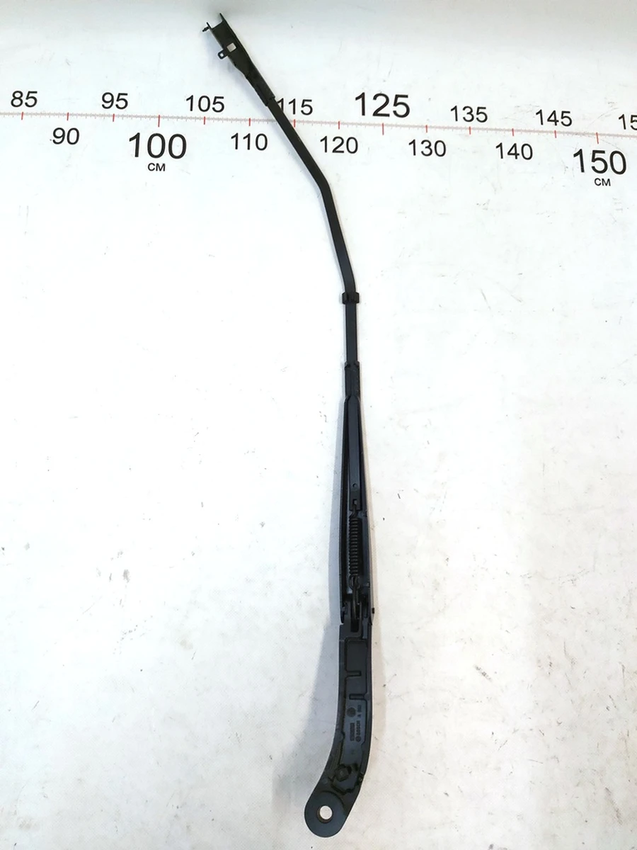 3 Важіль склоочисника правий Tesla Model Y 1490248-00-C