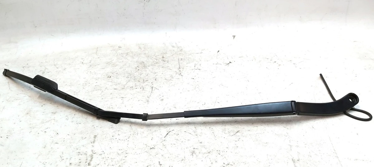 8 Right windshield wiper arm with line, brush and nozzle assembly Tesla model Y 1490248-00-C