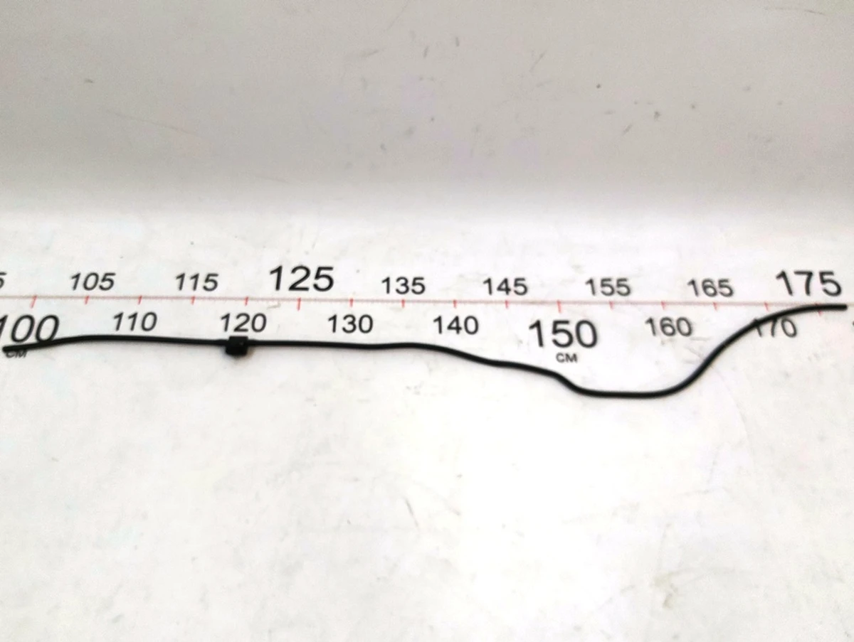 Магістраль омивача лобового скла правого з додатковою форсункою Tesla Model Y 1490249-00-C