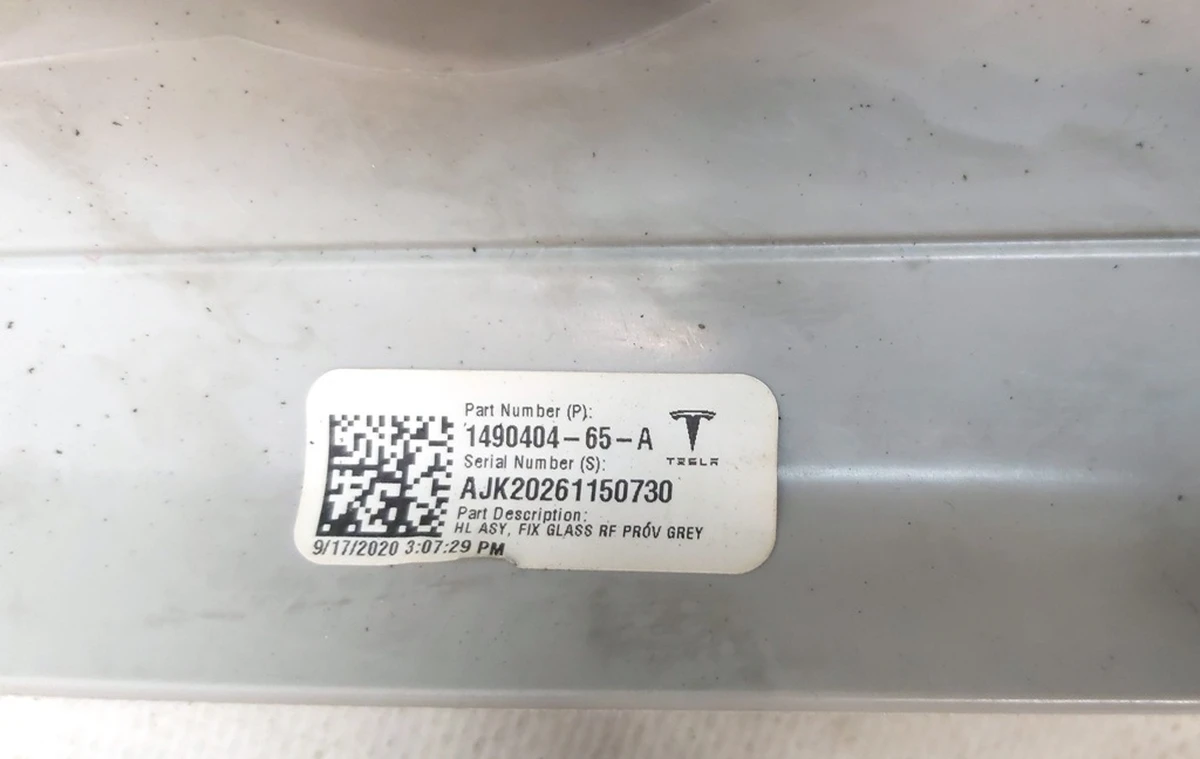 1 FRONT HEADLINER ASSEMBLY Tesla model Y 1593718-40-B