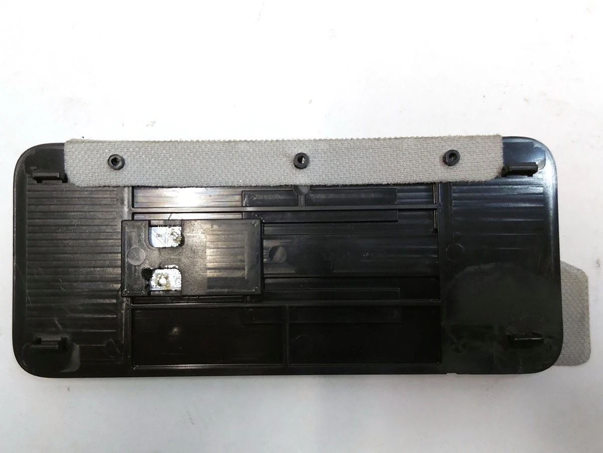 Зеркальный элемент козырька солнцезащитного водительского Tesla model 3, model Y 1490405-01-B