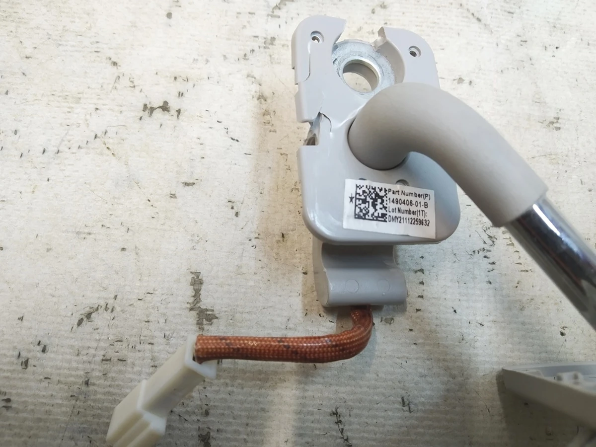 2 Козирок сонцезахисний правий пасажирський PROVIDENCE (текстиль) пошкоджений Tesla model Y 1490406-01-B