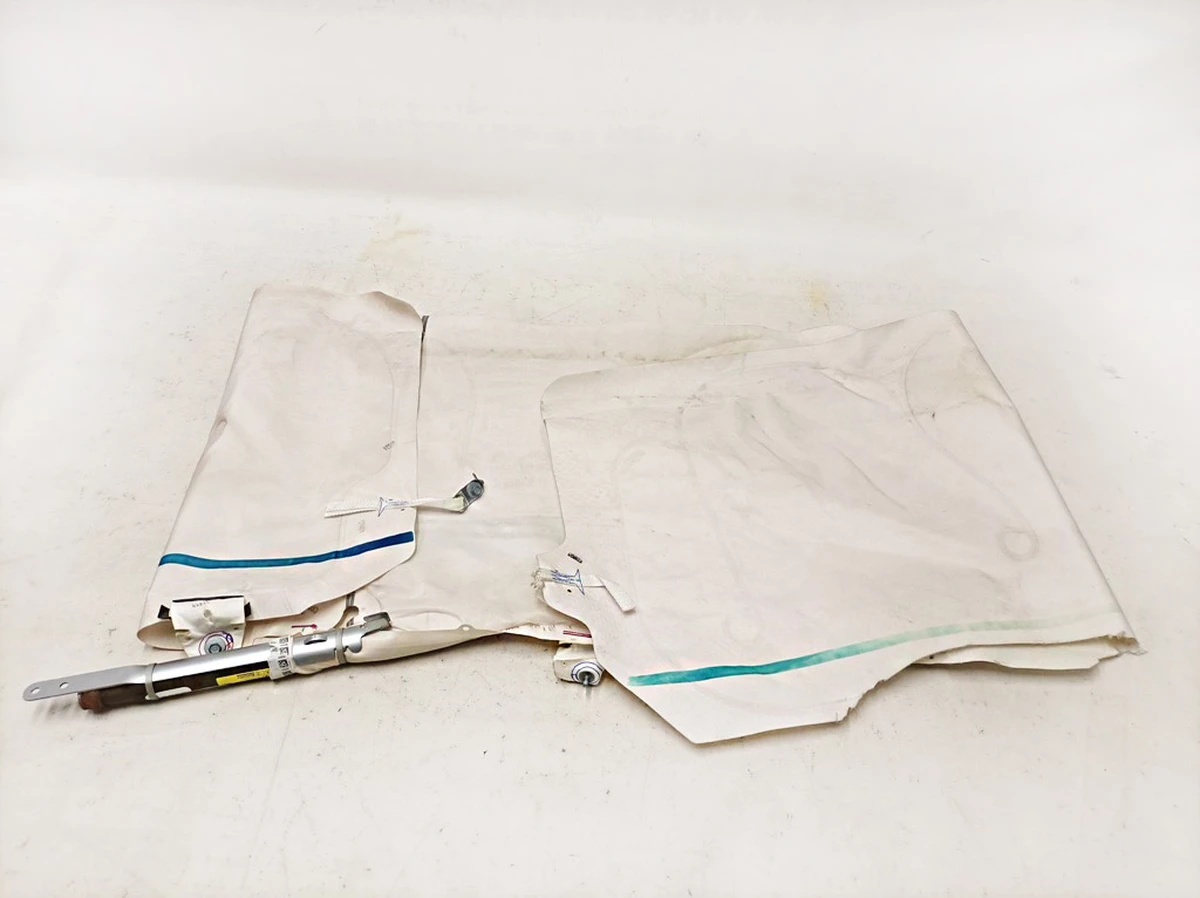 1 MY CURTAIN A/B LH restoration Tesla model Y 1490551-97-C