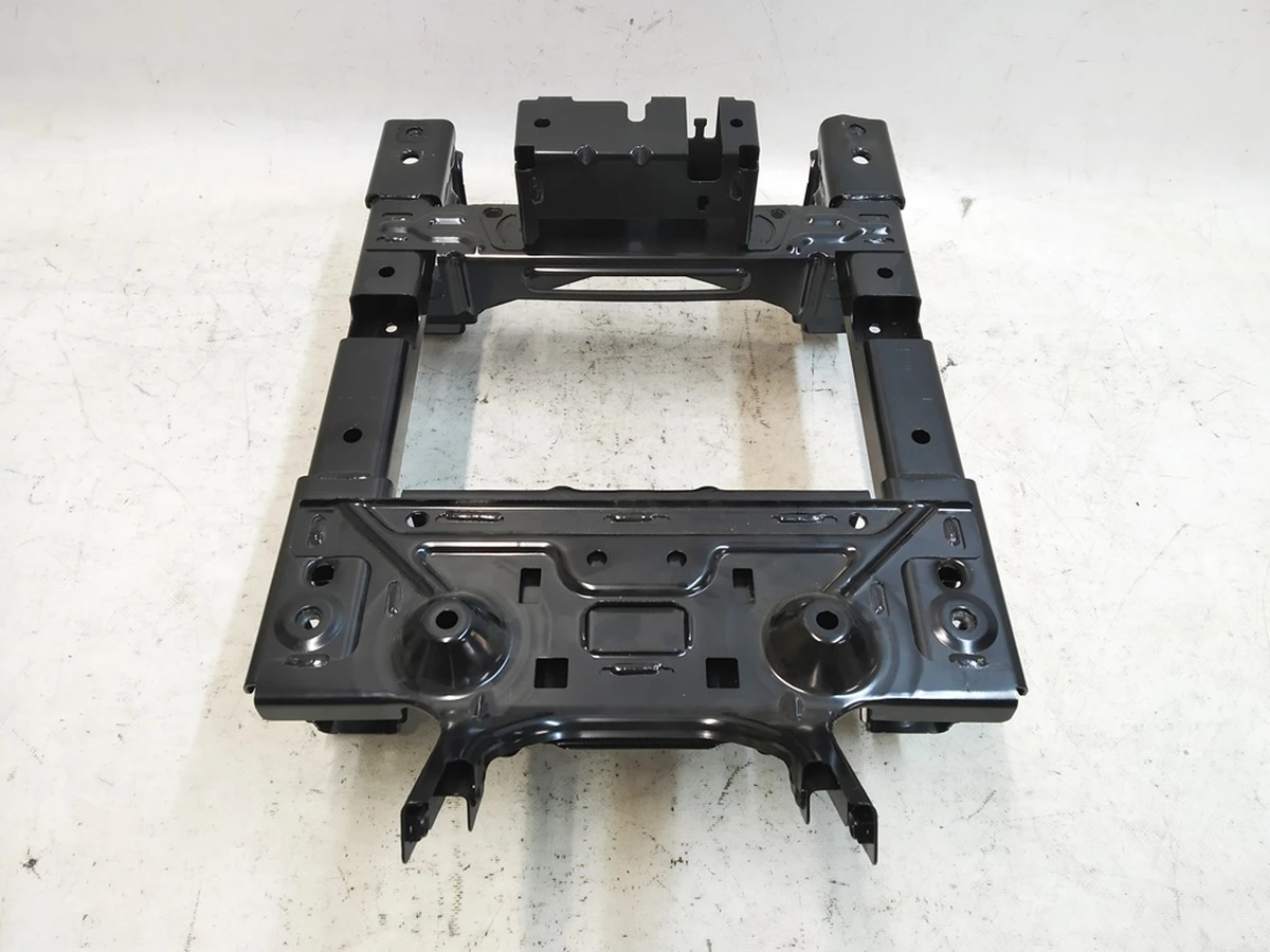 16 Основание (подиум) сиденья 1-го ряда правого Tesla model Y 1490674-98-D