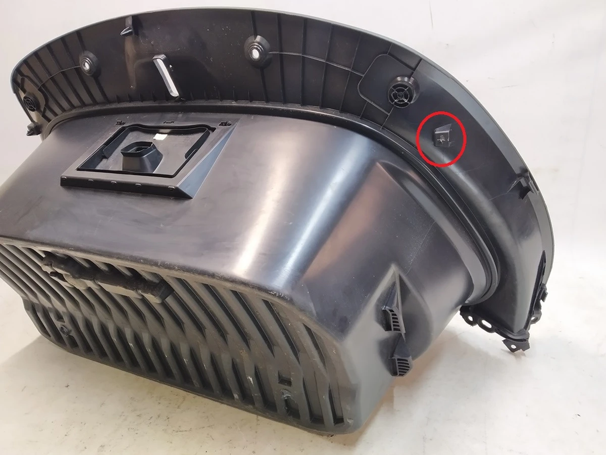 3 Бокс підкапотний (ванна) Tesla model Y 1492606-00-E