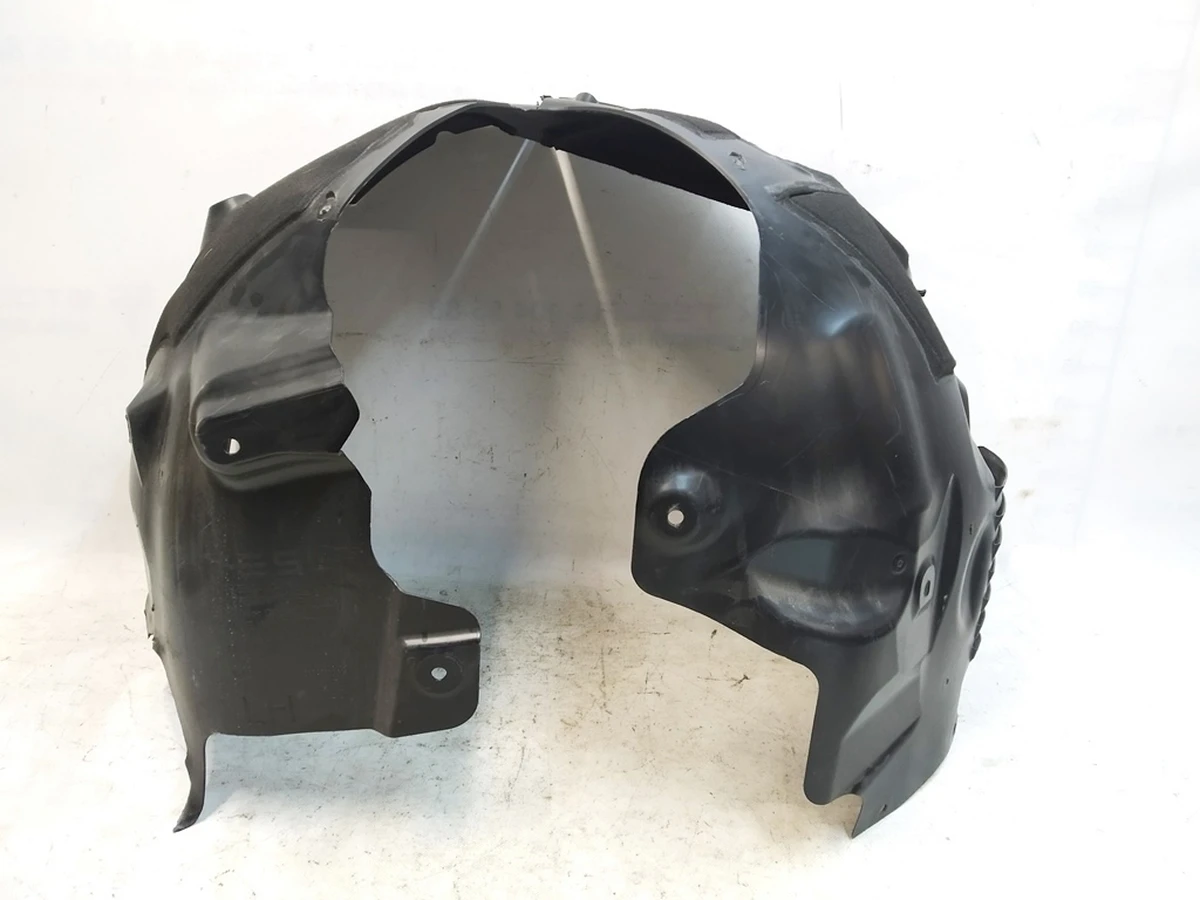 1 Подкрылок передний левый Tesla Model Y 1492613-00-C