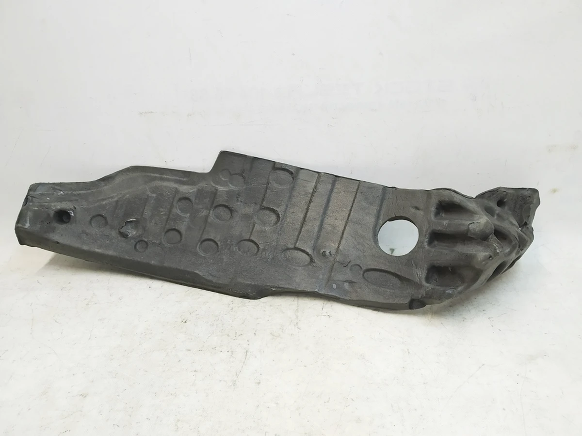 4 Теплошумоізолятор арки стійка C права Tesla Model Y 1492998-00-D