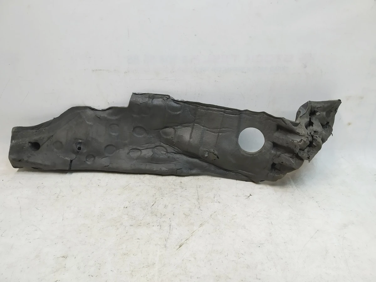 4 END ITEM, WHEELHOUSE INSULATOR RR RH, damaged Tesla model Y 1492998-00-D