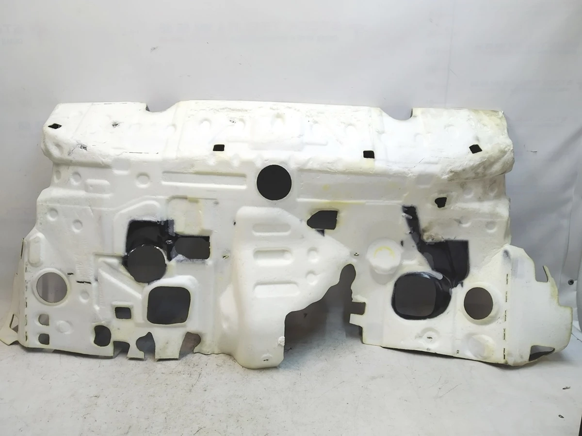 5 Теплошумоизолятор моторного щита внутренний Tesla model Y 1493057-00-D