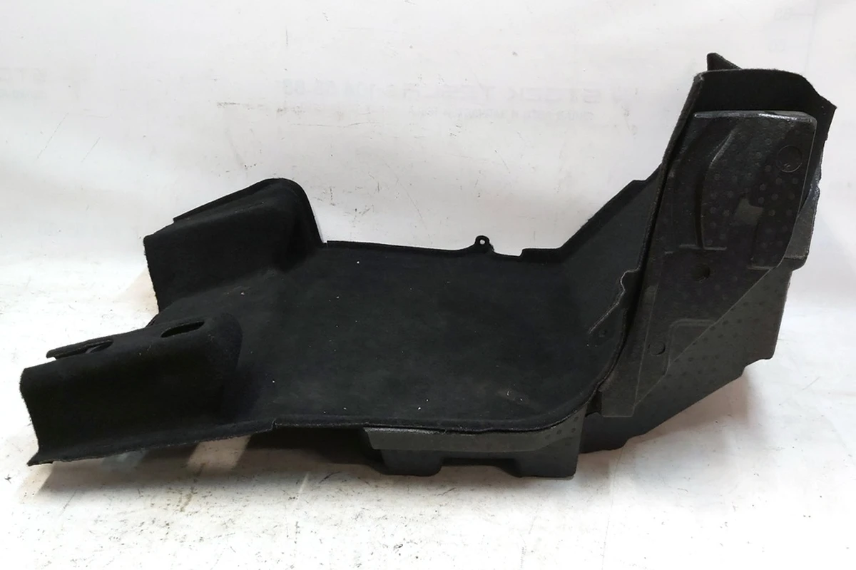 Килимове покриття салону переднє праве у зборі Tesla Model Y 1493060-00-I