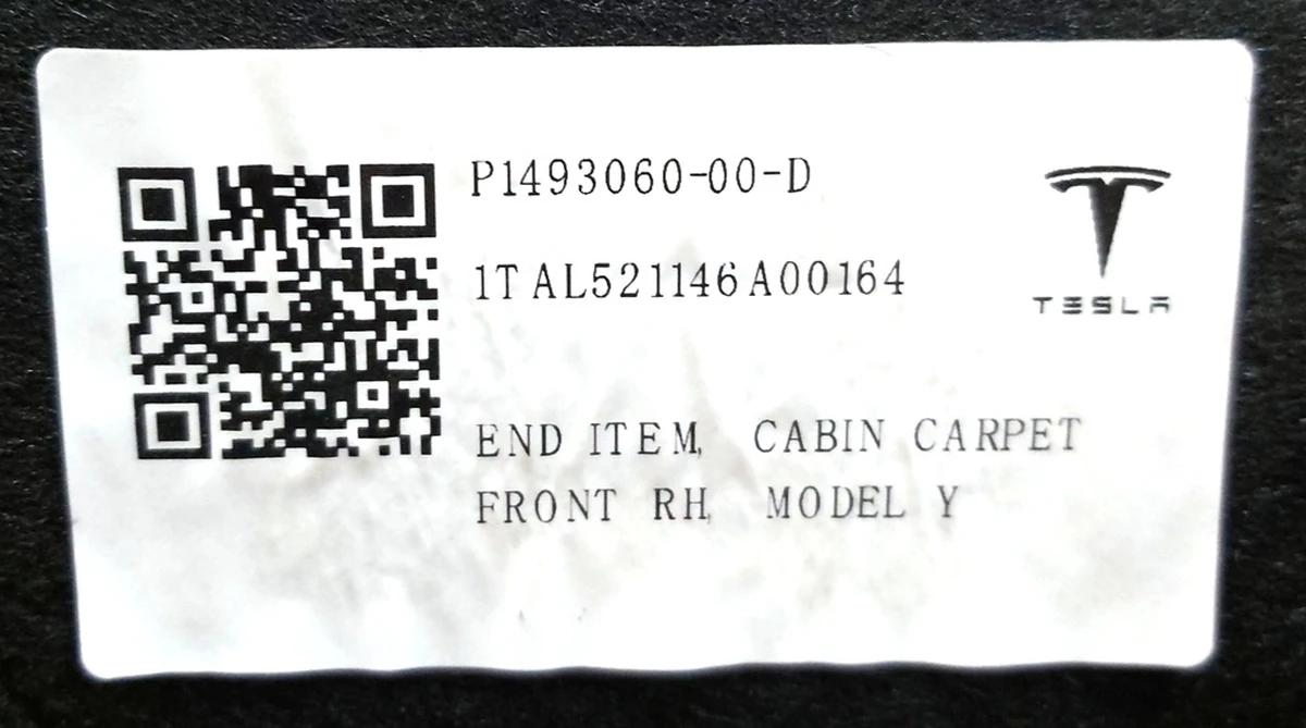 Килимове покриття салону переднє праве у зборі Tesla Model Y 1493060-00-I