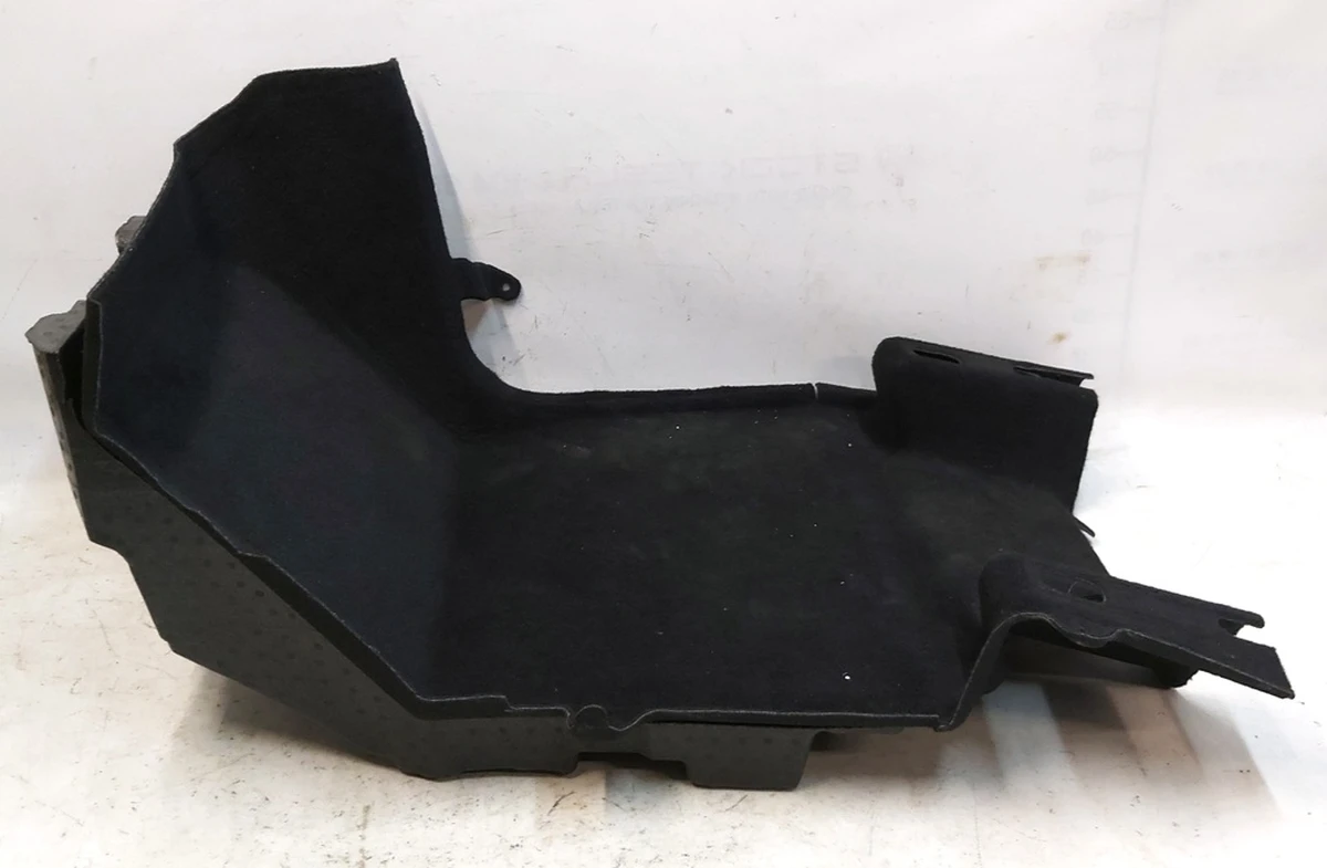 Килимове покриття салону переднє праве у зборі Tesla Model Y 1493060-00-I