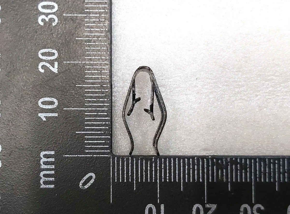 Clip EDGE 6MM 1 5-2 5GRP POM black plastic Tesla model Y 1493061-1493062