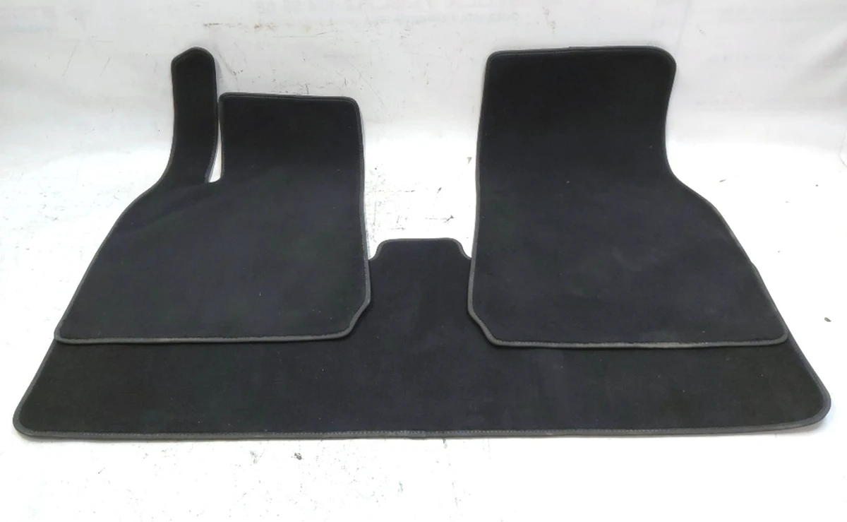 Комплект килимків салону 3 одиниці Tesla model Y 1493064-00-B