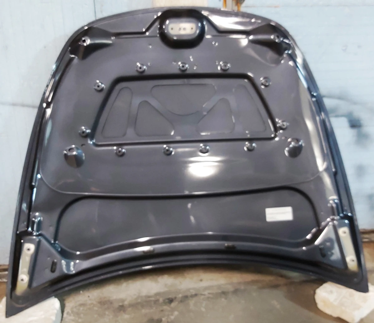 1 MY HOOD ASY MIDNIGHT SILVER-PMNG Tesla model Y 1493370-12-A