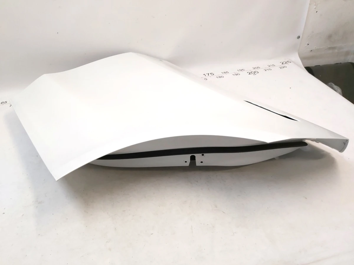 5 REAR DOOR - LEFT HAND SERVICE (metal) PPSW with a seal Tesla Model Y 1493561-11-A