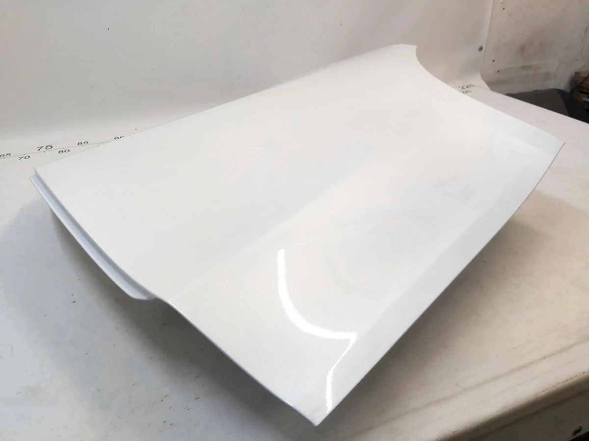 5 REAR DOOR - LEFT HAND SERVICE (metal) PPSW with a seal Tesla Model Y 1493561-11-A