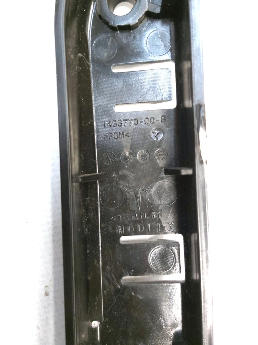 3 Bracket - Fascia side to fender - Left hand with damage for Tesla Model Y 1493770-00-B