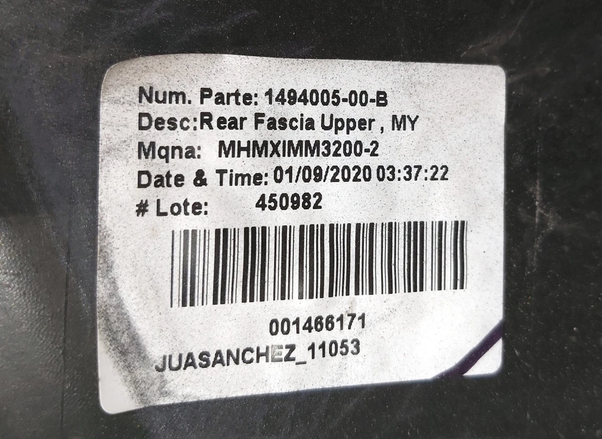 1 Бампер задній MIDNIGHT SILVER METALLIC- PMNG Tesla model Y 1540124-01-A 1493735-S4-A