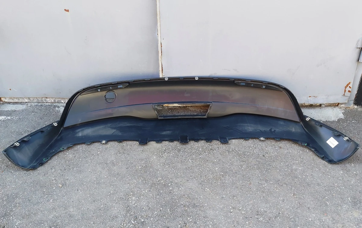 2 Накладка бампера заднього нижня структурна (губа) Tesla model Y 1494006-00-A