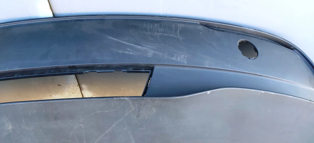 2 REAR FASCIA, LOWER structural (lip) with damage Tesla model Y 1494006-00-A