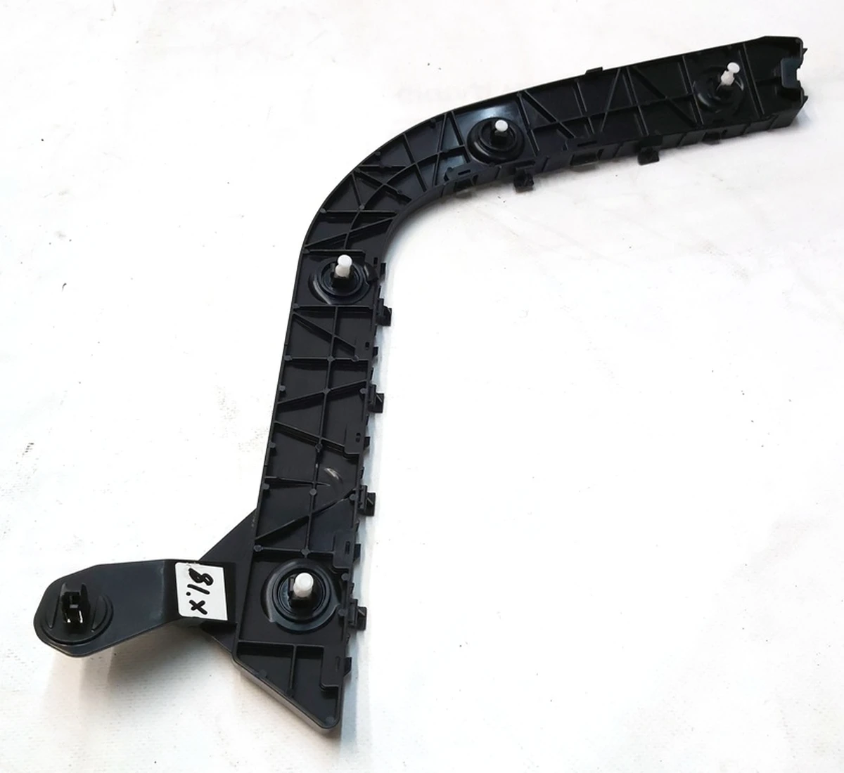 10 RR WING BRKT, ASSY, LH Tesla Model Y 1494043-00-A