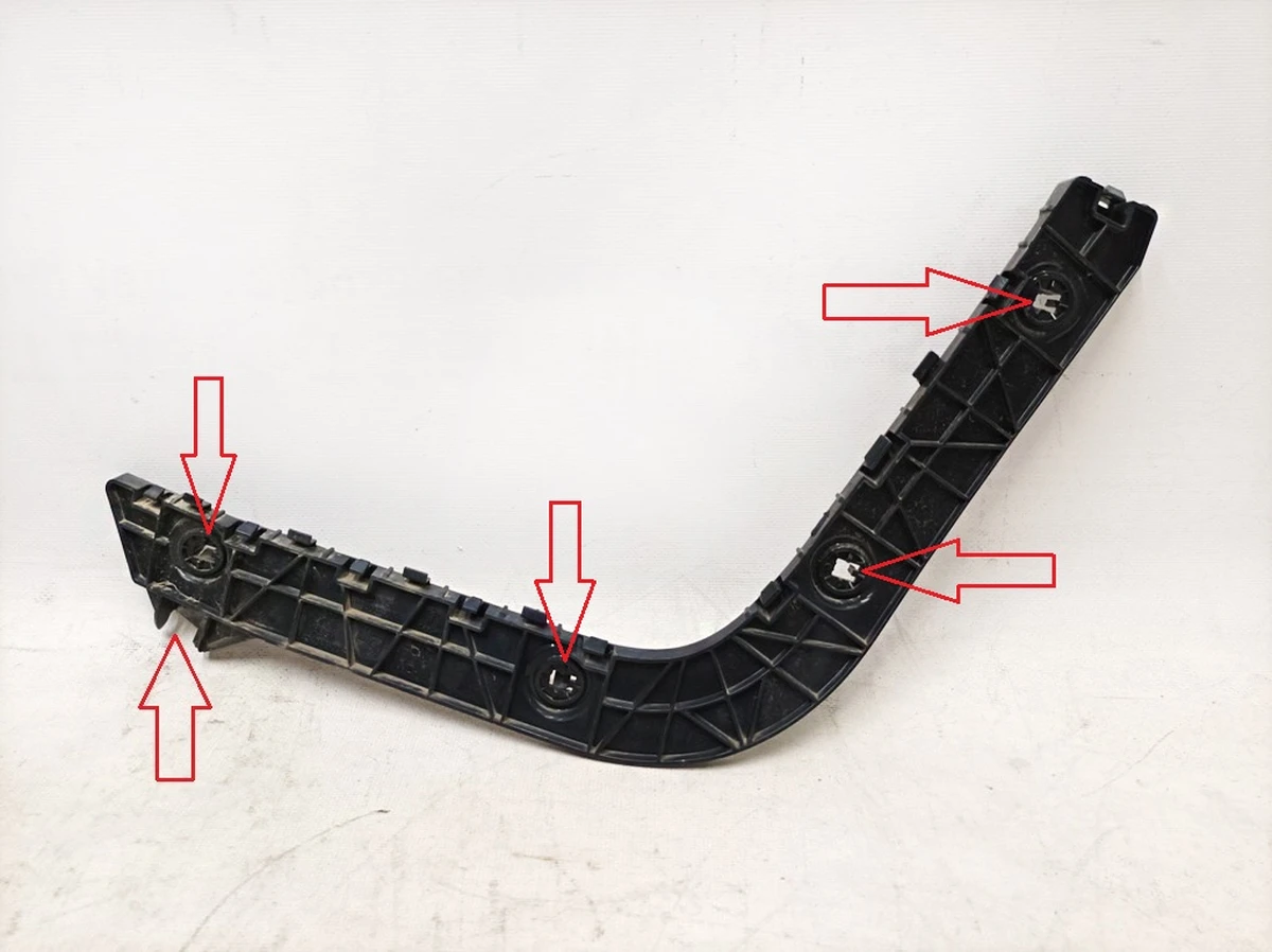 10 Rear bumper mounting bracket left with damage Tesla Model Y 1494043-00-A